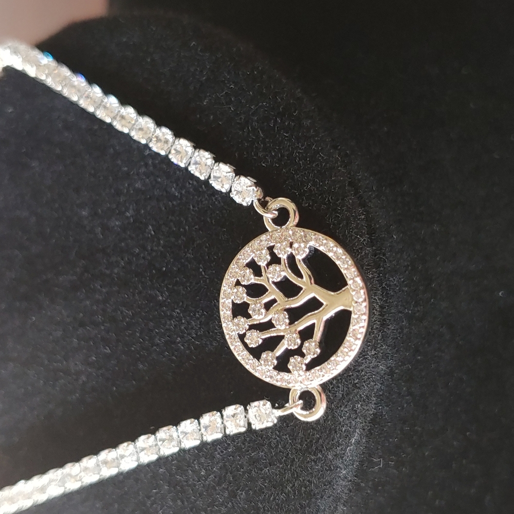 Silver plated and cubic zirconia bolo bracelet